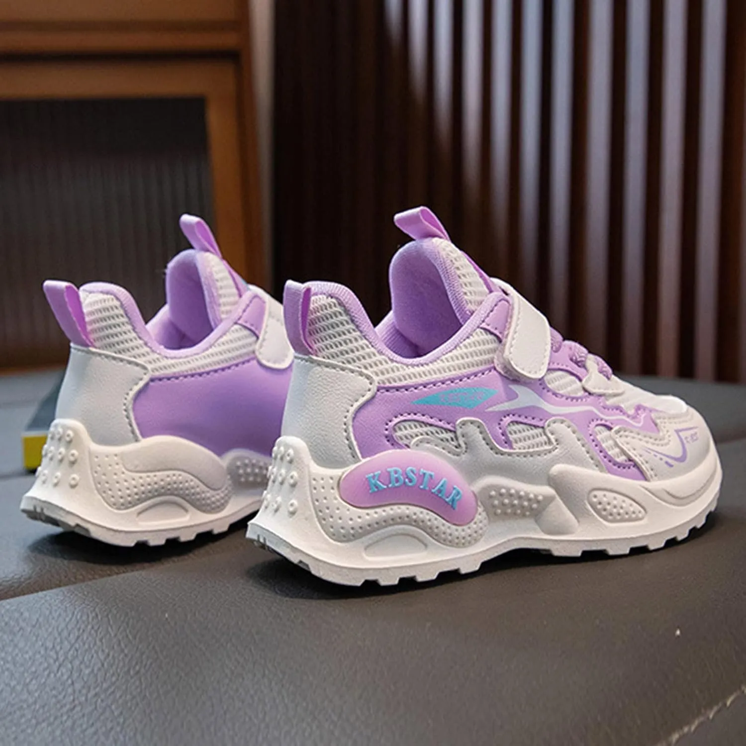 All Seasons Children Sports Shoes Girls Flat Lightweight Mesh Breathable and Comfortable Solid Lace Shoes