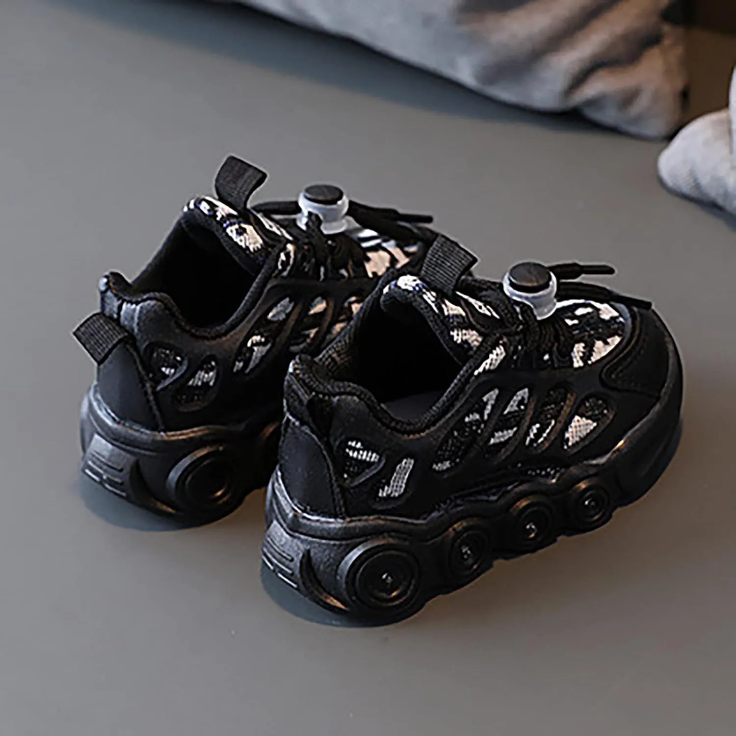 Children LED Light Strip Shoes Lace Up Canvas Shoes Kids Casual Shoes Light Up Shoes Kids Girls Sneaker Shoes