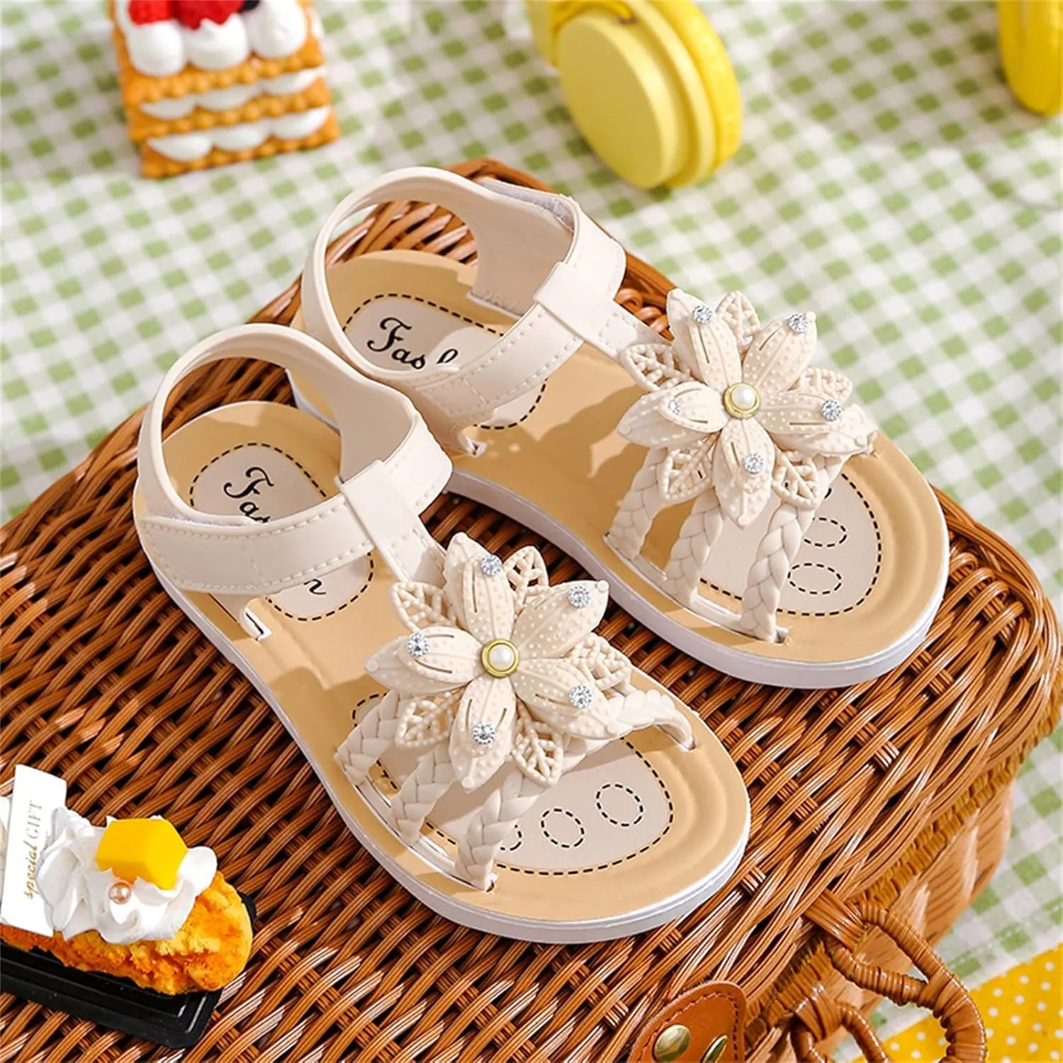 Children Sandals Soft Flat Shoes Fashion Comfortable Bow Soft Bottom Waterproof Size 7 Toddler Shoes Girls Sandals (White, 4.5-5 Years Little Child)