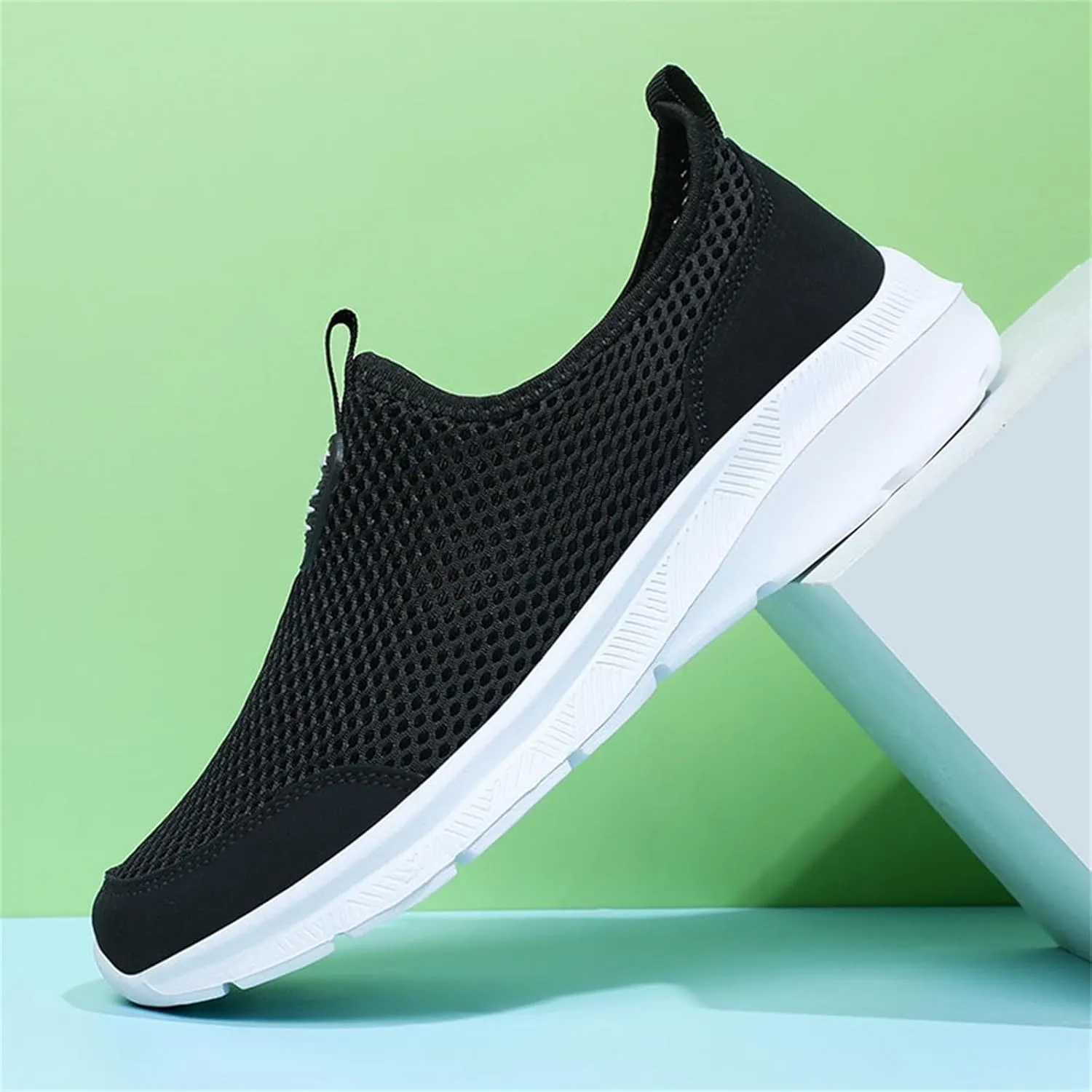 Fashion Lightweight Sneakers for Men Breathable Casual Comfortable Walking Sneaker Lightweight Minimalist Shoes