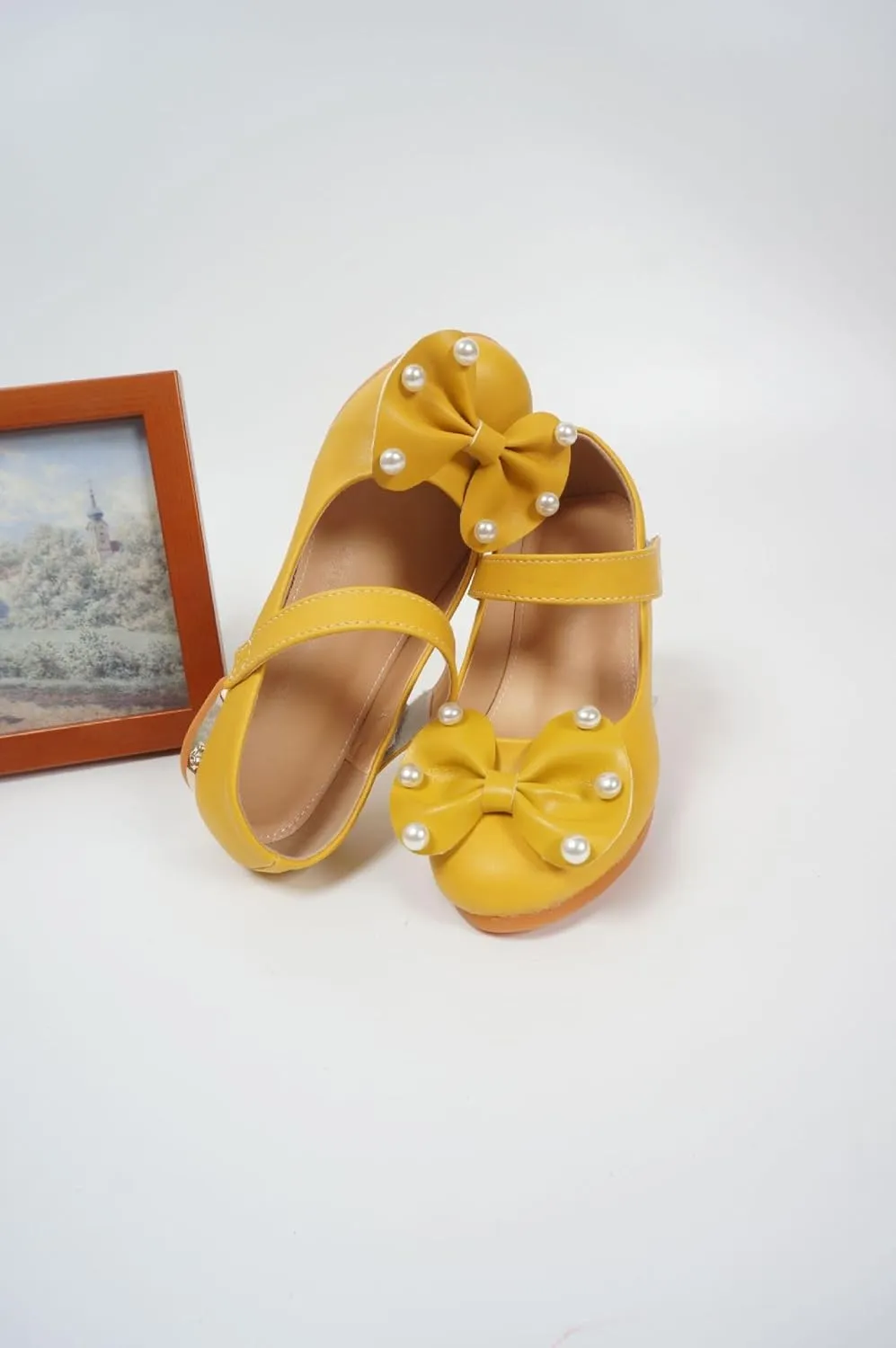Girls Dress Shoes Mary Jane Low Heels Party Wedding Prom Footwear with Bow and Peals for Toddler Little Big Kids