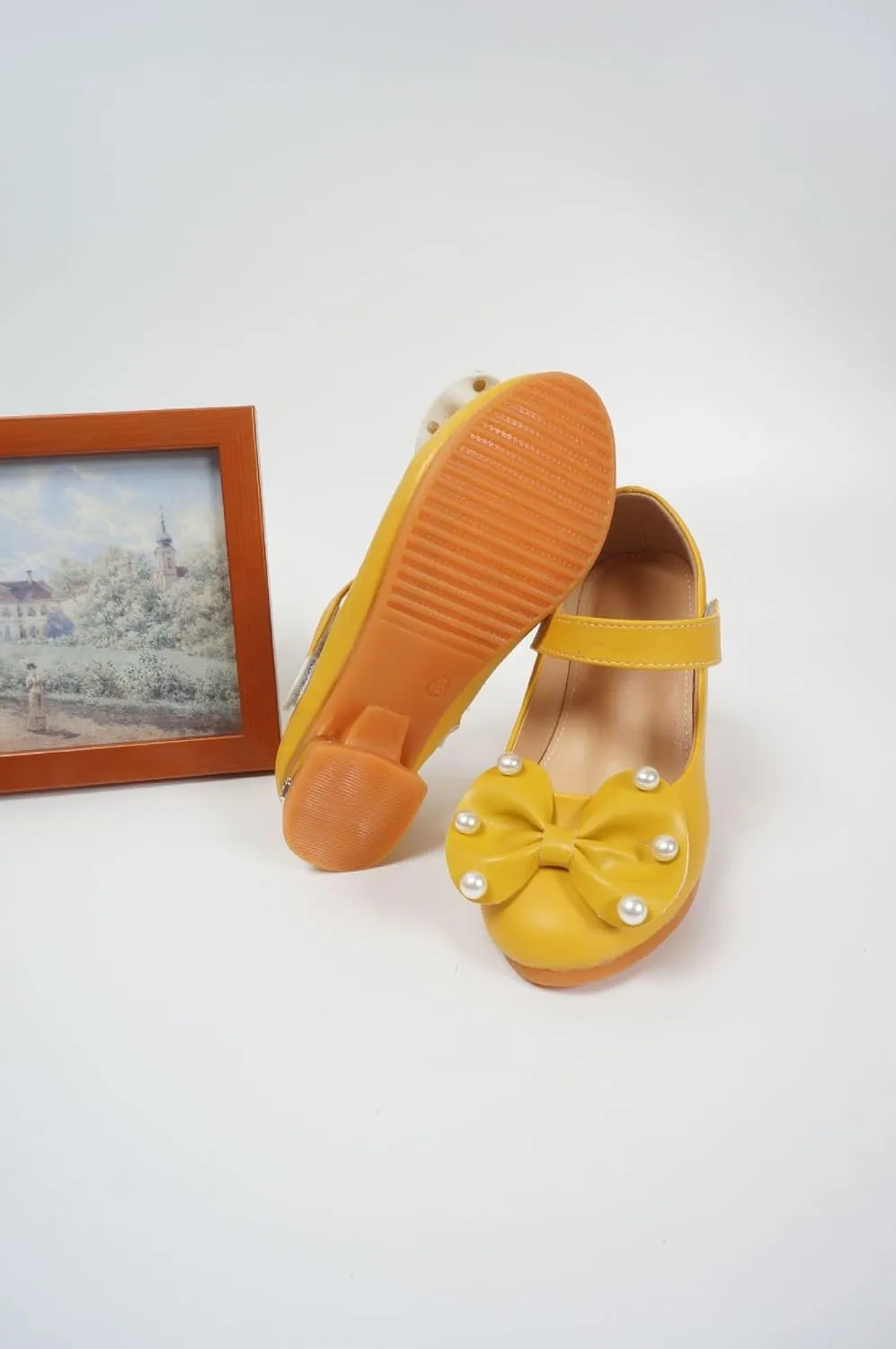 Girls Dress Shoes Mary Jane Low Heels Party Wedding Prom Footwear with Bow and Peals for Toddler Little Big Kids