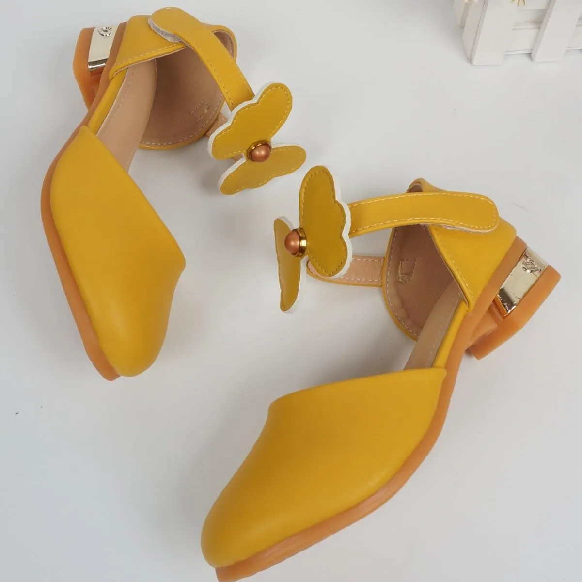 Girls Dress Shoes Mary Jane Low Heels Party Wedding Prom Footwear with Bow and Peals for Toddler Little Big Kids