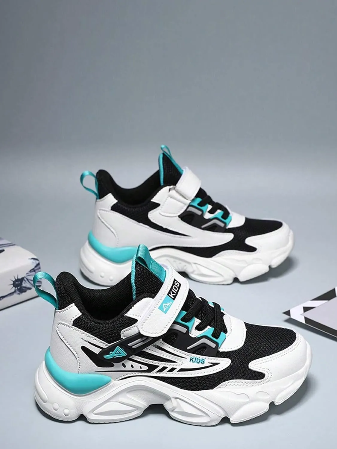 Mesh Chunky Anti Slip Sneakers Soft Comfortable Thick Sole Boys Shoes with Adjustable Hook and Loop Closure for School Sports Outdoor Play Durable Design