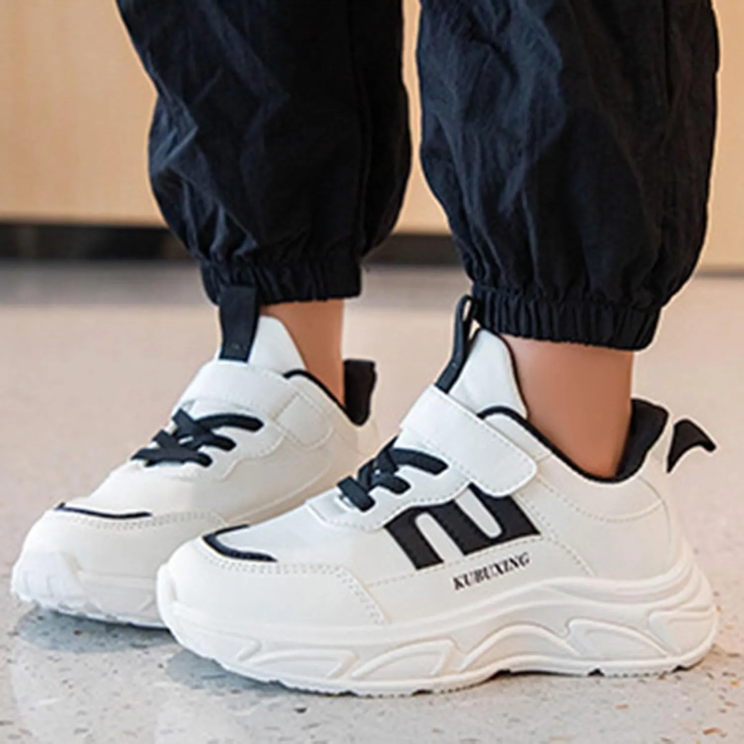 Toddler Big Kids Shoes Boys Girls Breathable Sneakers Athletic Running Shoes Casual White Sports Sneakers for Girls
