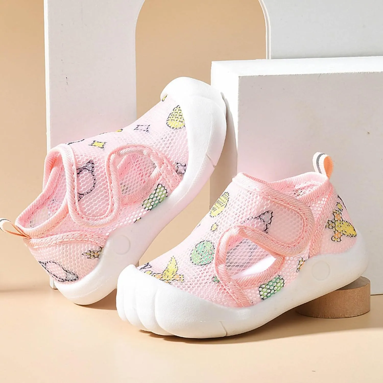Toddler Water Shoes Barefoot Water Shoes for Kids Baby Socks Support Breathable Baby Boys Sandals Girls Sneakers Size 12
