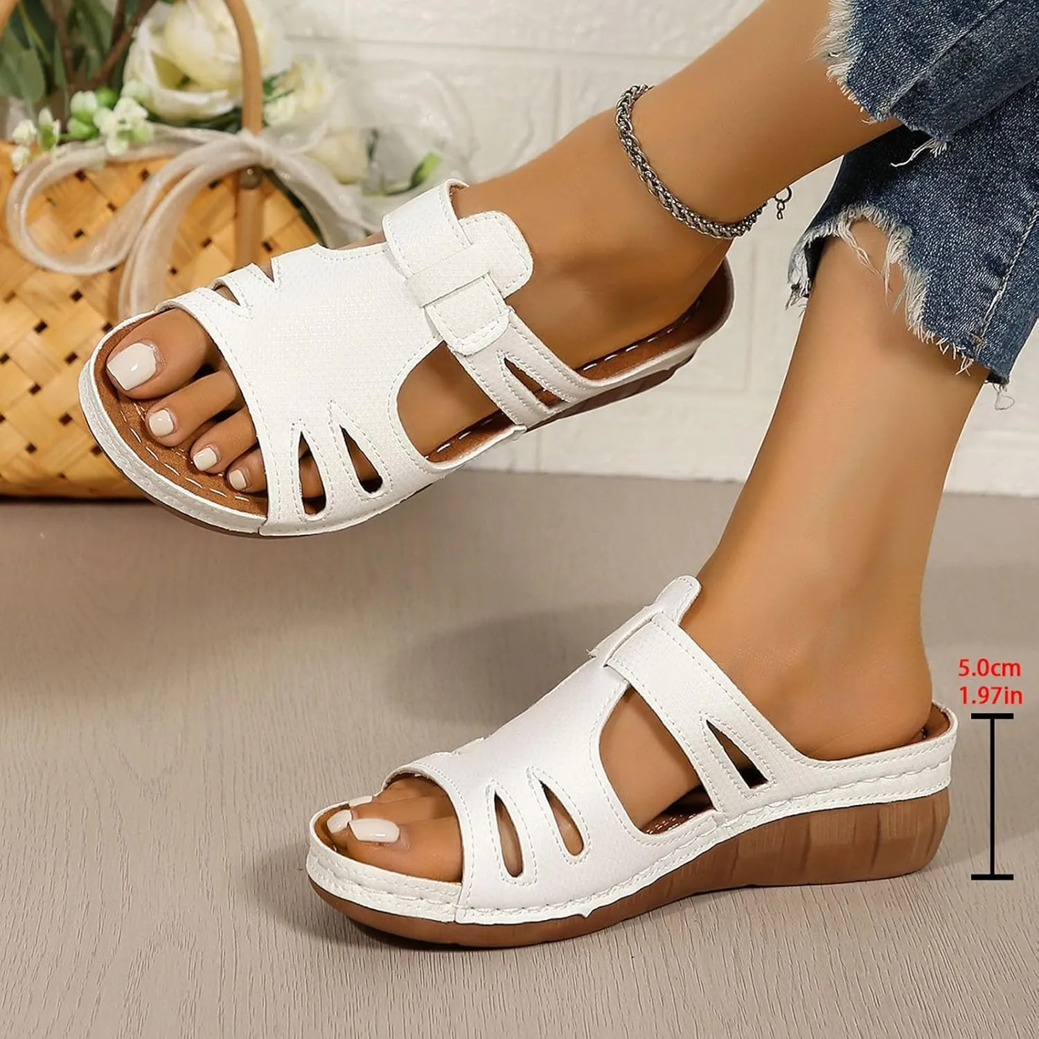Womens Summer Outdoor Sandals 2025 Casual Open Toe Solid Color Wedge Sandals Hollow Stylish Lightweight Slide On Platform Heels Beach Shoes
