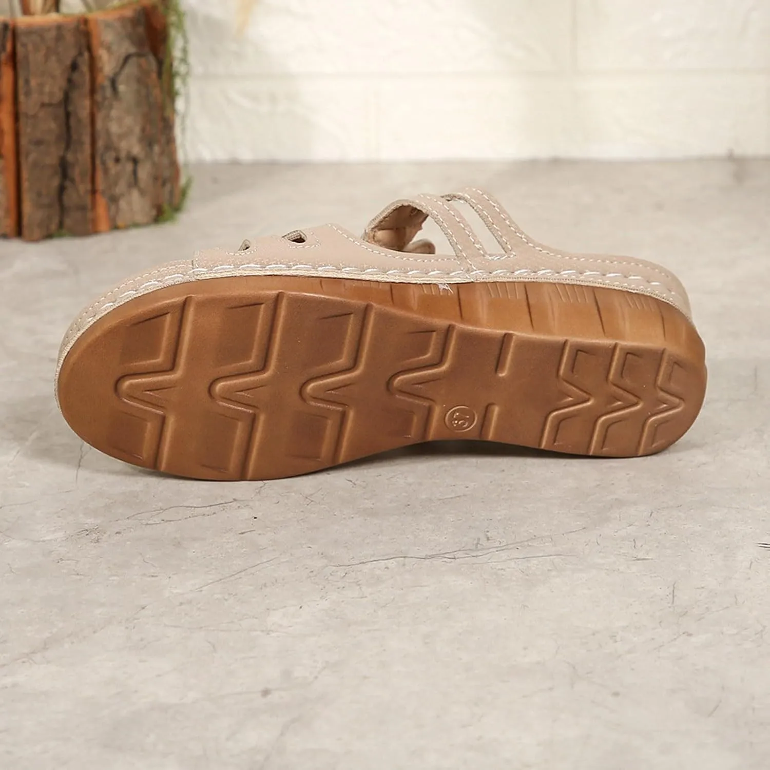 Womens Summer Outdoor Sandals 2025 Casual Open Toe Solid Color Wedge Sandals Hollow Stylish Lightweight Slide On Platform Heels Beach Shoes