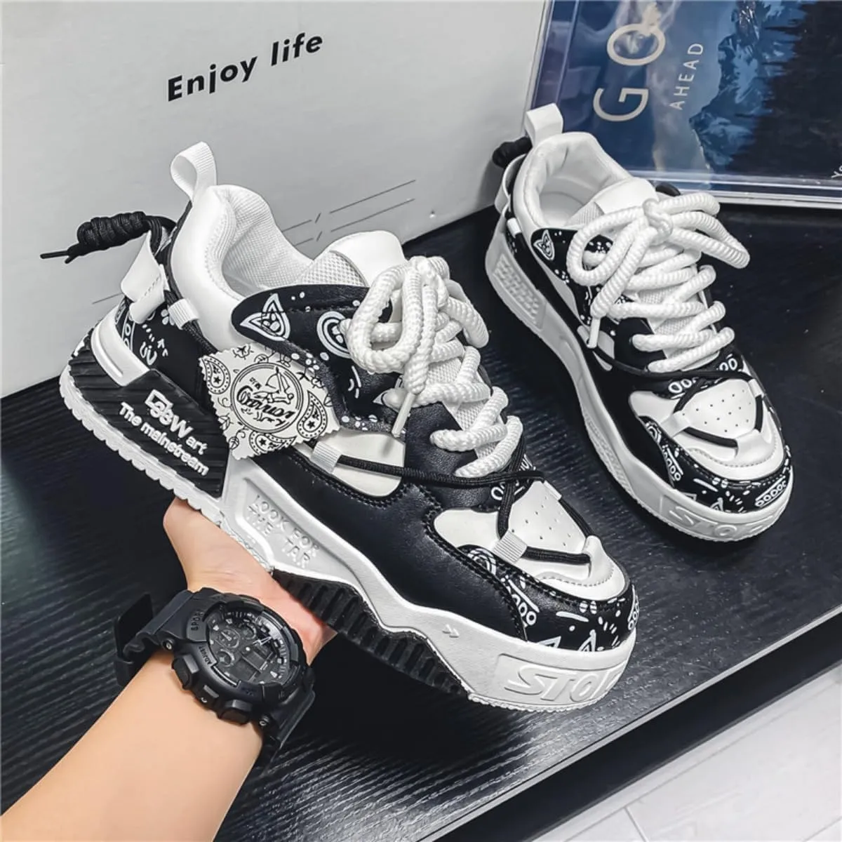 Y2K Chunky Sneakers for Women, Graffiti Design Platform Shoes, Height-Increasing Casual Big Size Travel