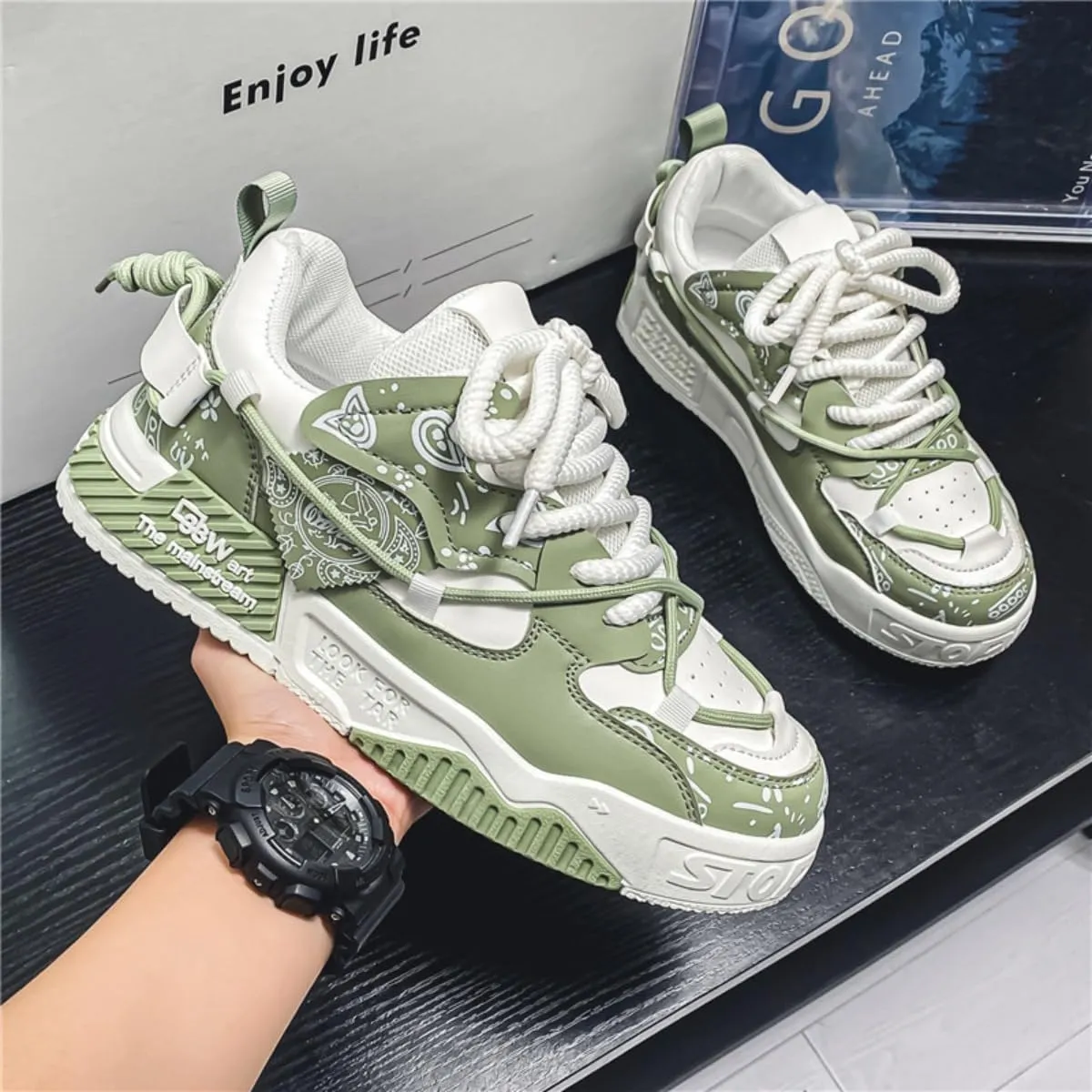 Y2K Chunky Sneakers for Women, Graffiti Design Platform Shoes, Height-Increasing Casual Big Size Travel